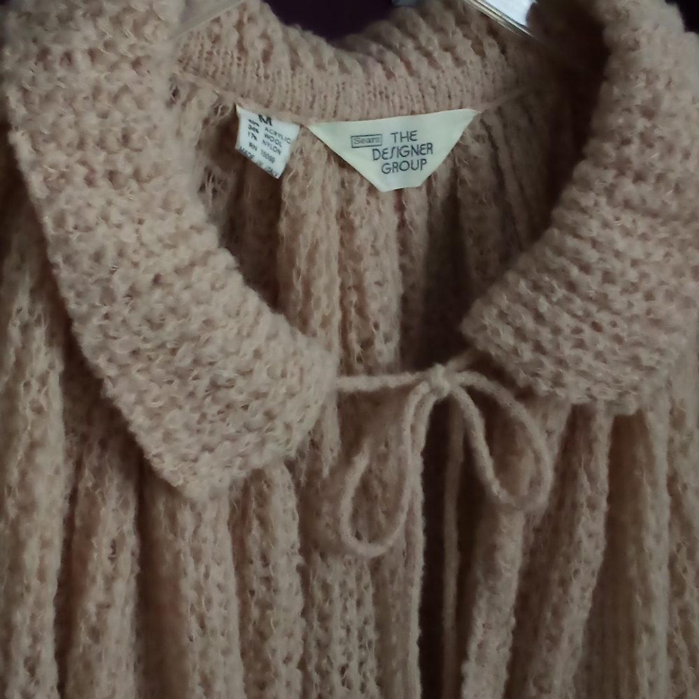 Vintage Oversize Sweater Cream, Beige size Small, medium, Italy with bow, collar - Picture 8 of 9